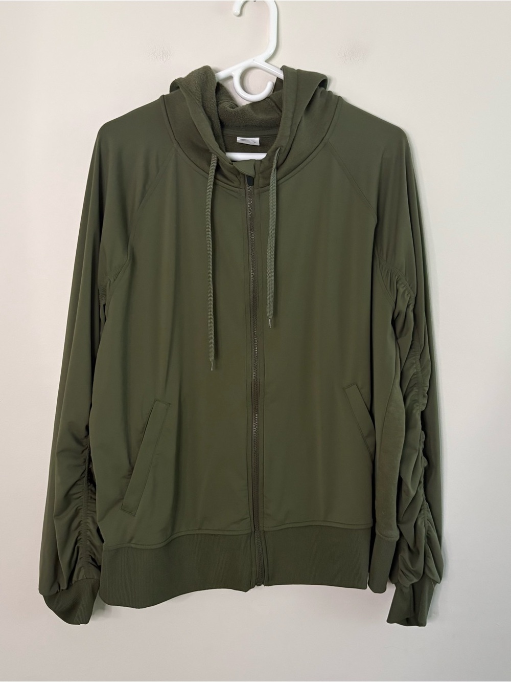 Athletic Works Women’s 2XL Green Full zip top Sweatshirt leisure luxury